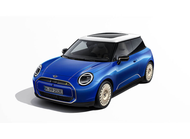 mini-cooper-e-blau